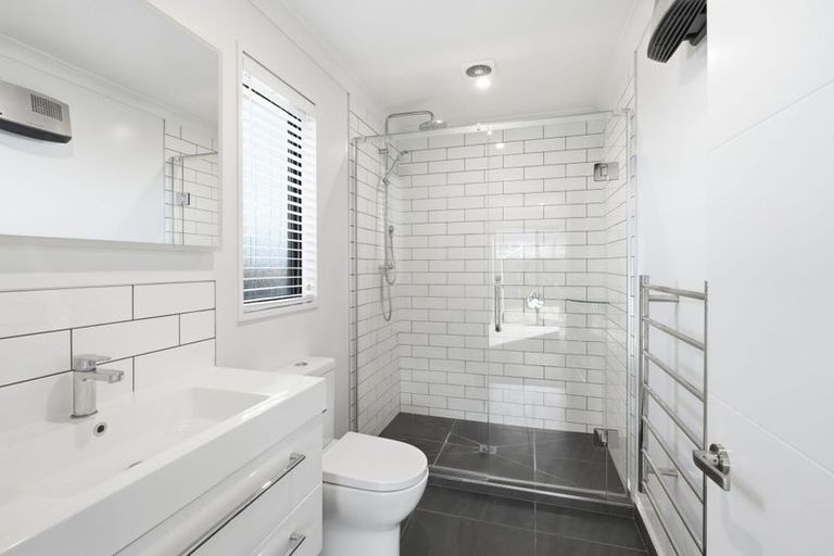 Photo of property in 1 Winterslow Lane, Rangiora, 7400