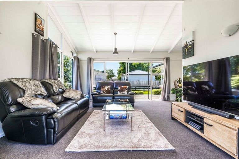 Photo of property in 11 Marion Place, Deanwell, Hamilton, 3206