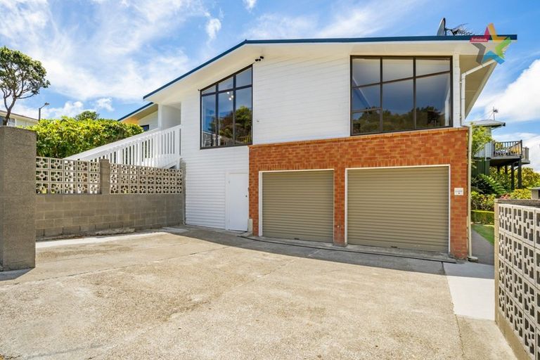 Photo of property in 4 Protea Street, Maungaraki, Lower Hutt, 5010