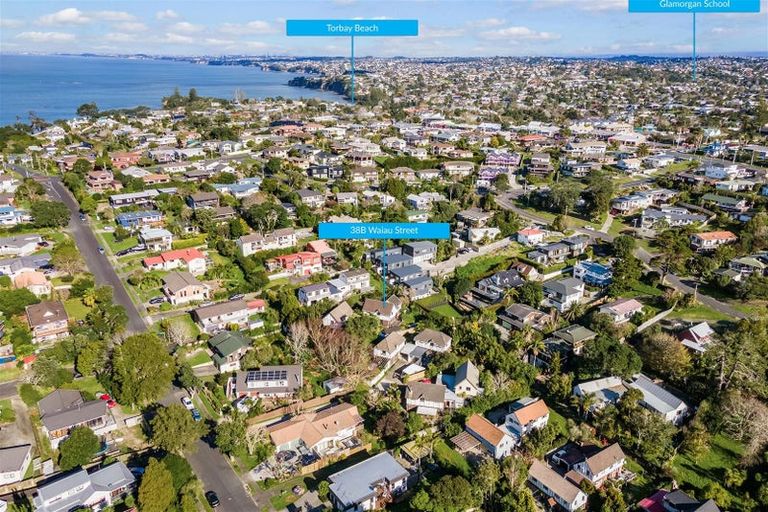 Photo of property in 2/38 Waiau Street, Torbay, Auckland, 0630