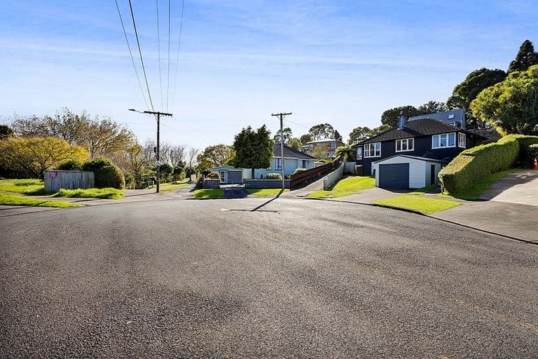 Photo of property in 8 Camden Street, Vogeltown, New Plymouth, 4310