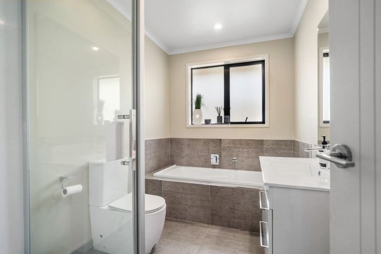 Photo of property in 14 Centaine Way, Papamoa Beach, Papamoa, 3118