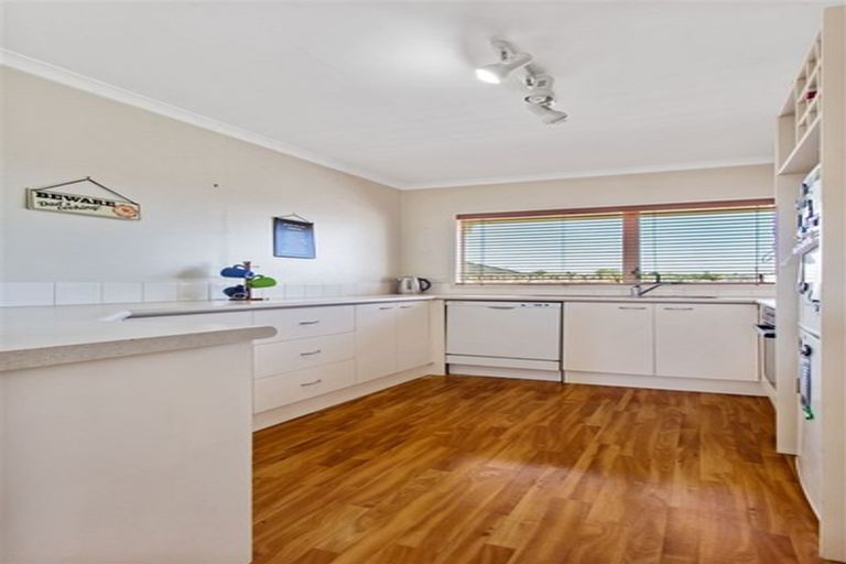 Photo of property in 69a Vincent Street, Howick, Auckland, 2014