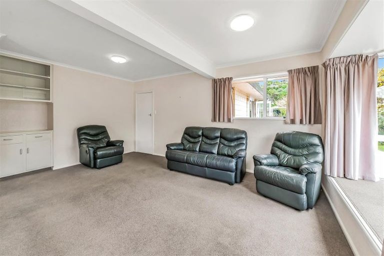 Photo of property in 9 Soleares Avenue, Mount Pleasant, Christchurch, 8081