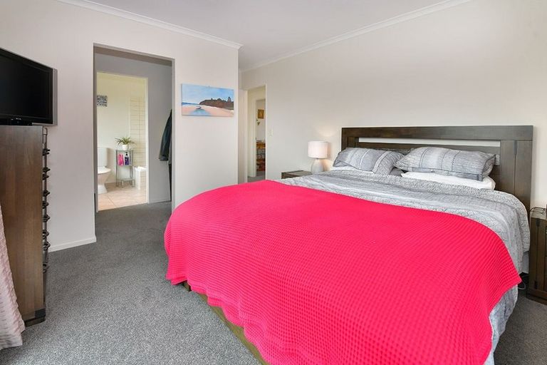 Photo of property in 31 Alverna View, Gulf Harbour, Whangaparaoa, 0930