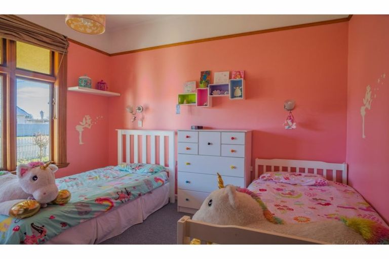 Photo of property in 28 Davie Street, Temuka, 7920