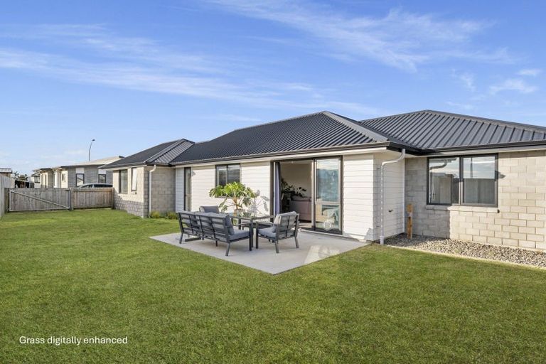 Photo of property in 17 Lion Place, Papamoa, 3118