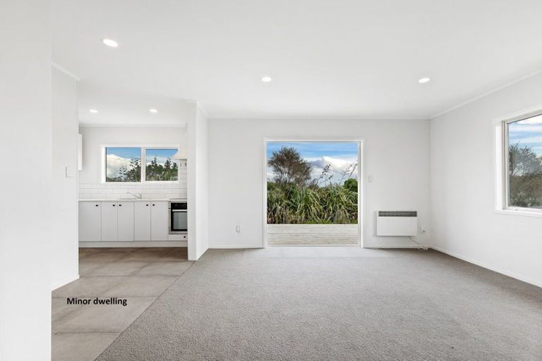 Photo of property in 4 Henley Road, Kaukapakapa, 0871
