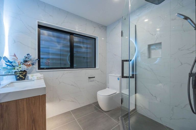 Photo of property in 1b Springfield Street, Forrest Hill, Auckland, 0620