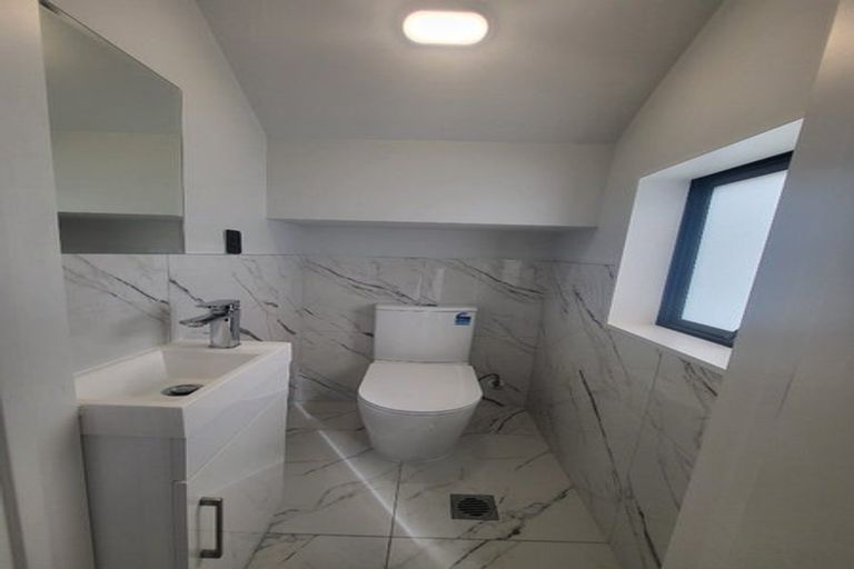 Photo of property in 8c Kent Road, Manurewa, Auckland, 2102