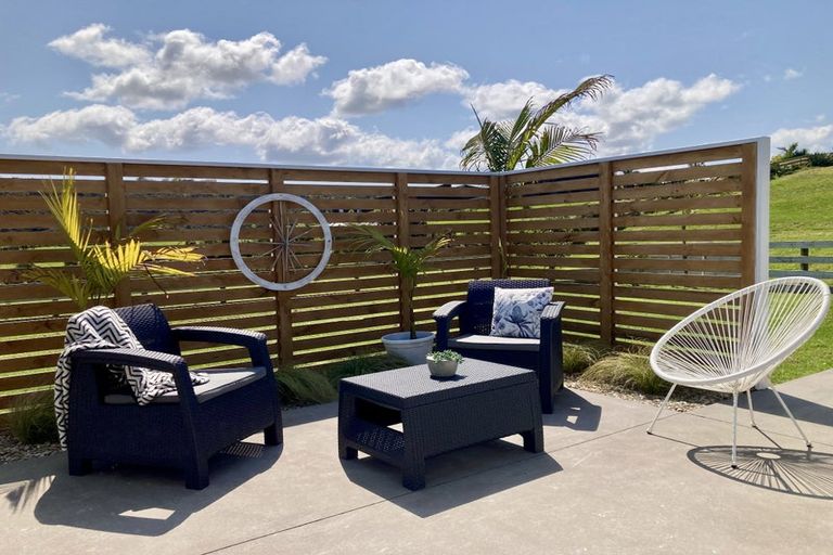 Photo of property in 7 Fernbird Grove, Kerikeri, 0294