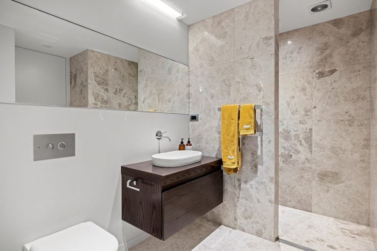 Photo of property in 2/415 Oceanbeach Road, Mount Maunganui, 3116