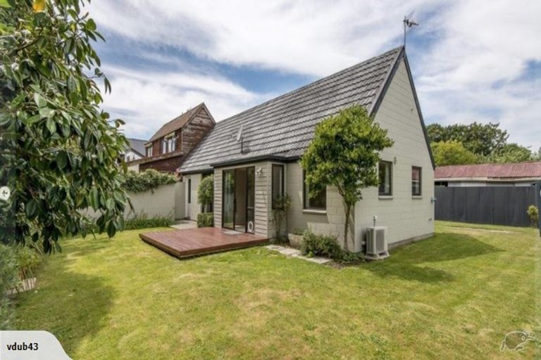 Photo of property in 77b Abberley Crescent, St Albans, Christchurch, 8014