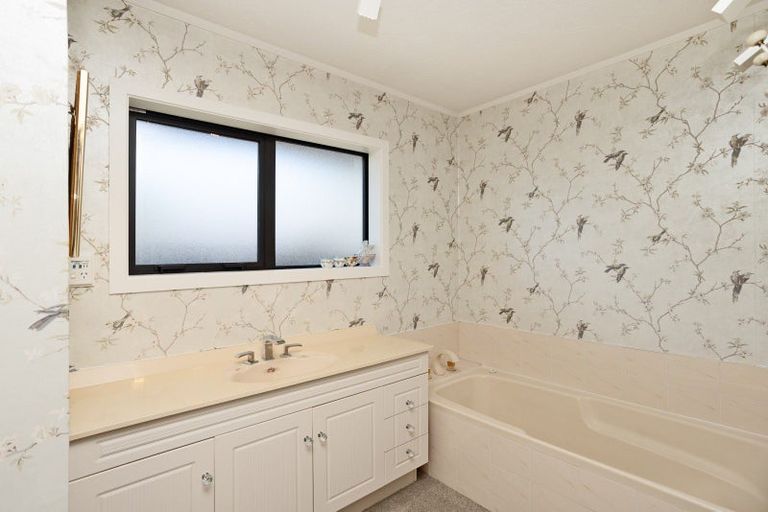 Photo of property in 12 Turnbull Street, Rosedale, Invercargill, 9810