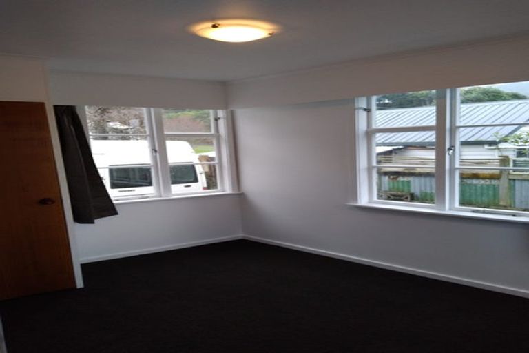Photo of property in 36 Cleland Crescent, Naenae, Lower Hutt, 5011