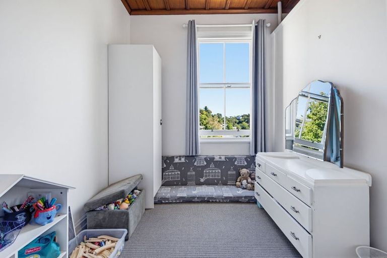 Photo of property in 3 Hooker Avenue, Hospital Hill, Napier, 4110