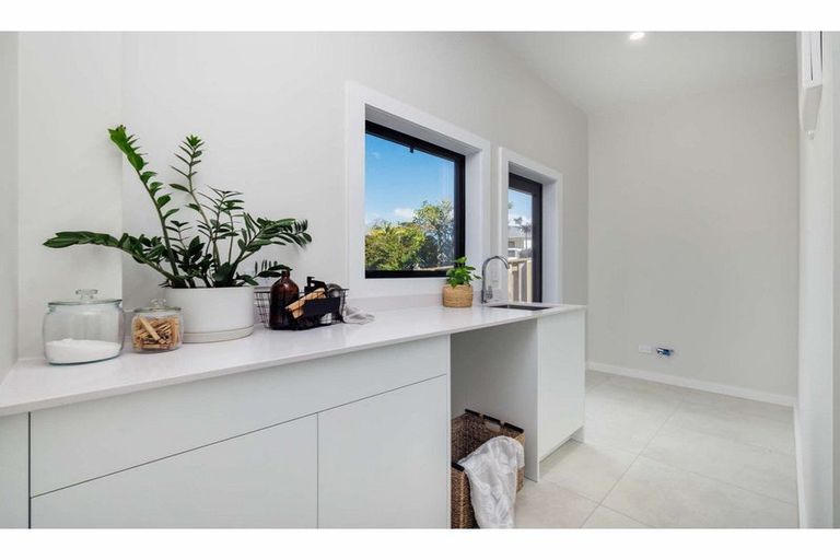 Photo of property in 2a Tui Place, Te Kowhai, Hamilton, 3288