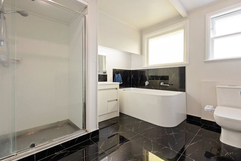 Photo of property in 22 Willis Street, Bader, Hamilton, 3206