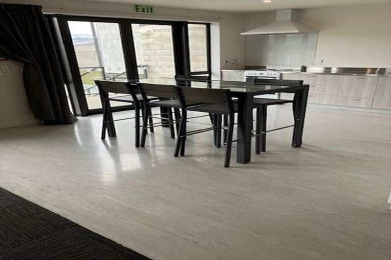 Photo of property in 16 Silverstone Drive, Cromwell, 9384