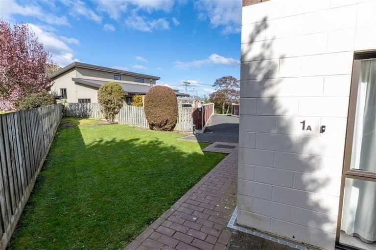 Photo of property in 1a Gala Street, Vauxhall, Dunedin, 9013