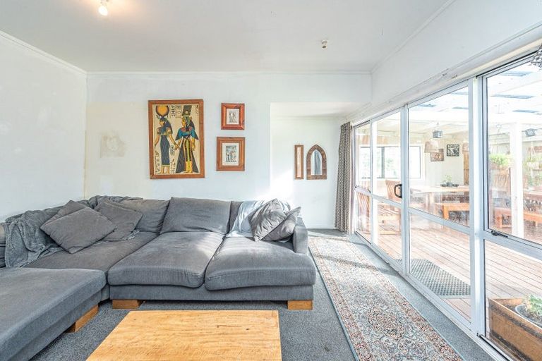 Photo of property in 102 Putiki Drive, Putiki, Whanganui, 4500