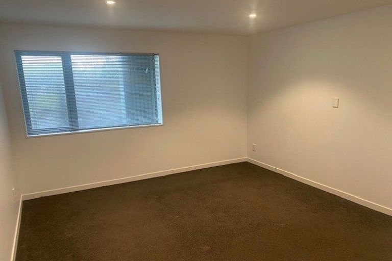 Photo of property in 18 Kellsmere Crescent, Island Bay, Wellington, 6023