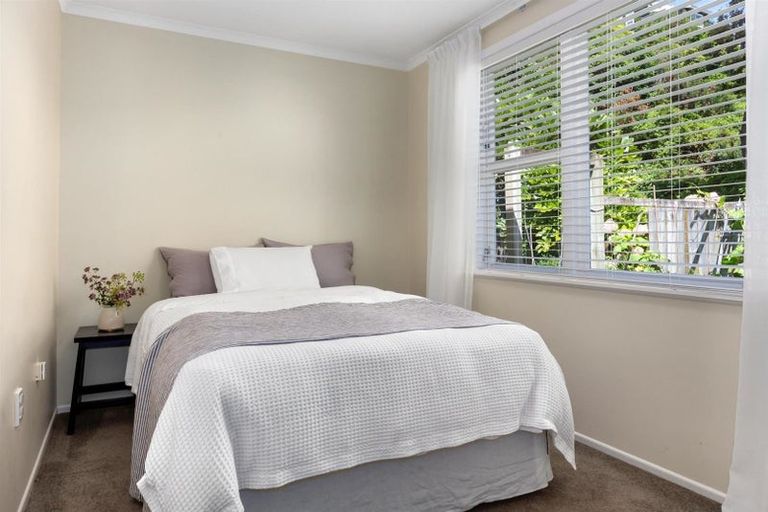 Photo of property in 19 Paremata Crescent, Paremata, Porirua, 5024