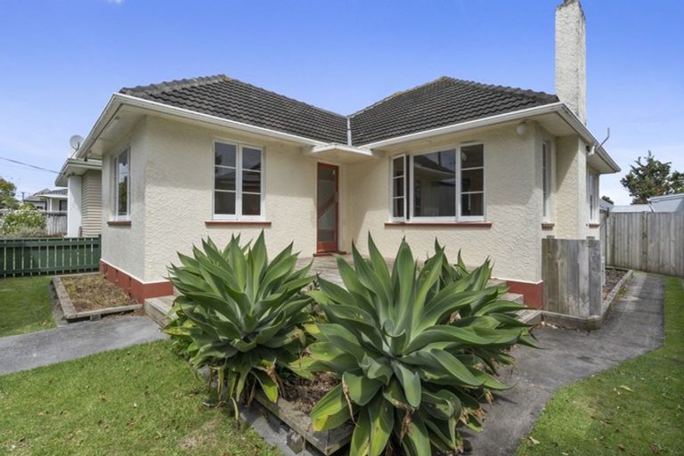 Photo of property in 32 Doone Street, Lynmouth, New Plymouth, 4310