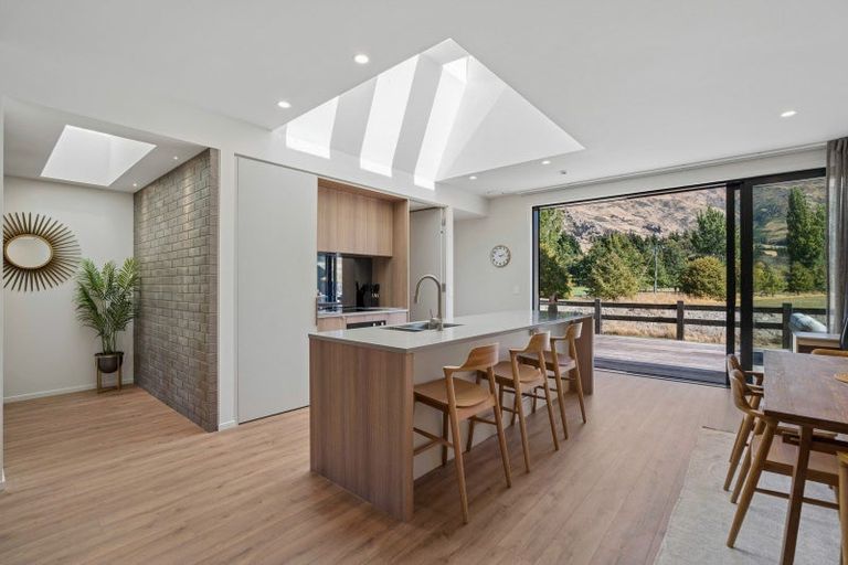 Photo of property in 3 Kamana Rise, Wanaka, 9382