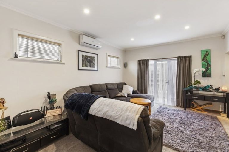 Photo of property in 161b Centreway Road, Orewa, 0931