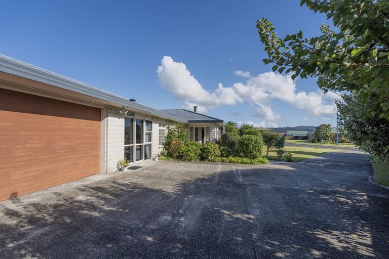 Photo of property in 19 Springbok Avenue, Whitianga, 3510