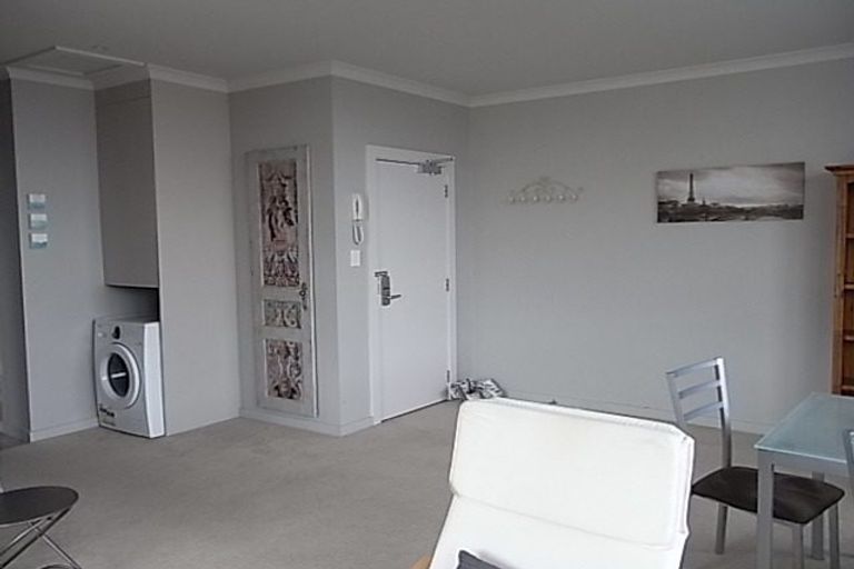 Photo of property in Mclean Towers, 2h/3 Shakespeare Road, Napier South, Napier, 4110