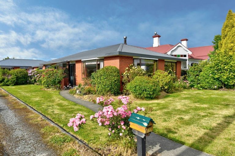 Photo of property in 4a Crombie Street, Gore, 9710