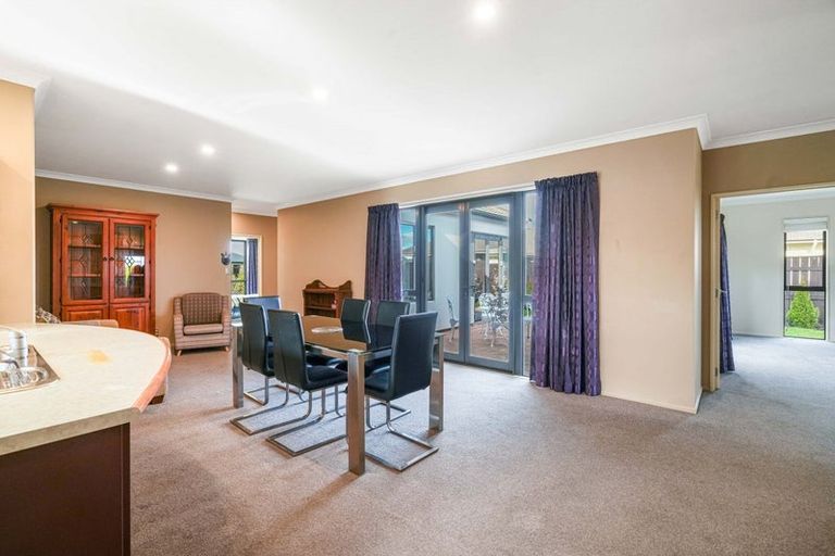 Photo of property in 28 Mclaughlins Road, Darfield, 7510