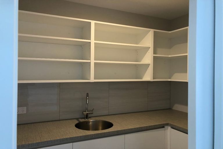 Photo of property in 3 Makete Crescent, Hobsonville, Auckland, 0618