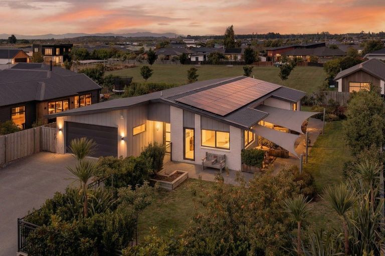 Photo of property in 56 The Esplanade, Pegasus, 7612