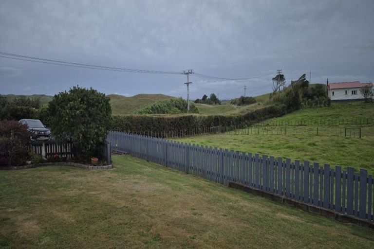 Photo of property in 452 Kohekohe Karioitahi Road, Karioitahi, Waiuku, 2683