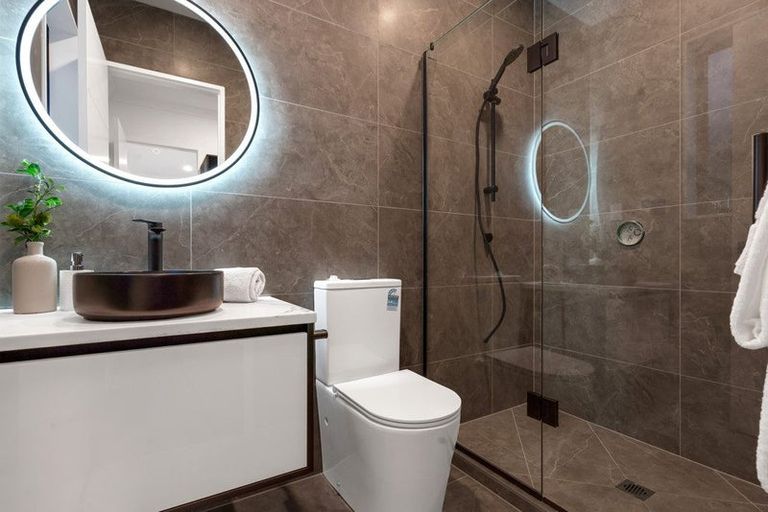 Photo of property in 10 Kotuitui Drive, Wainui, 0992