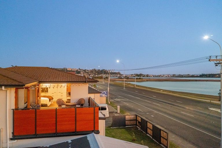 Photo of property in 62 Meeanee Quay, Westshore, Napier, 4110