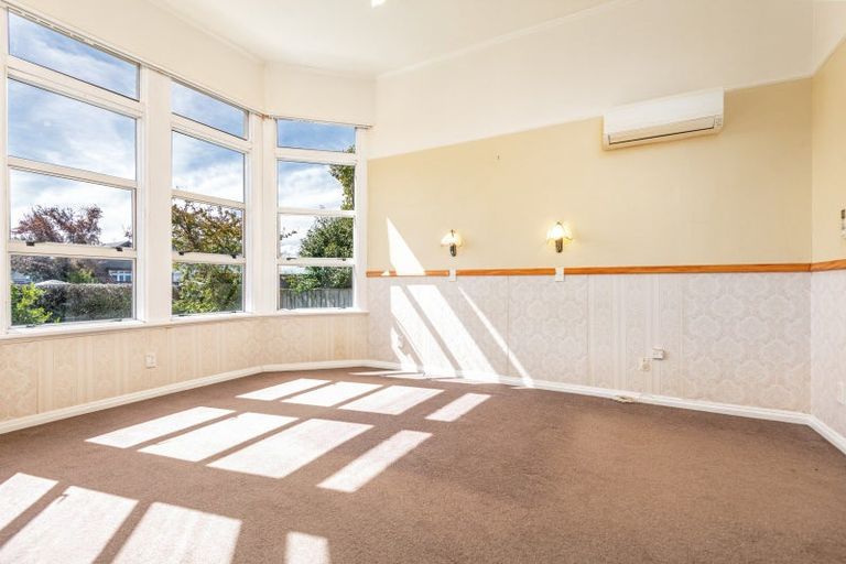 Photo of property in 1 Bryant Street, Takaro, Palmerston North, 4412