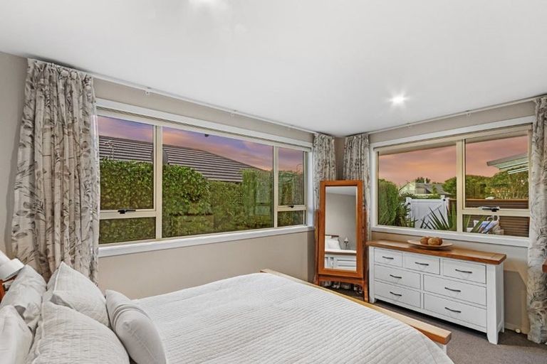 Photo of property in 143 Queenspark Drive, Parklands, Christchurch, 8083