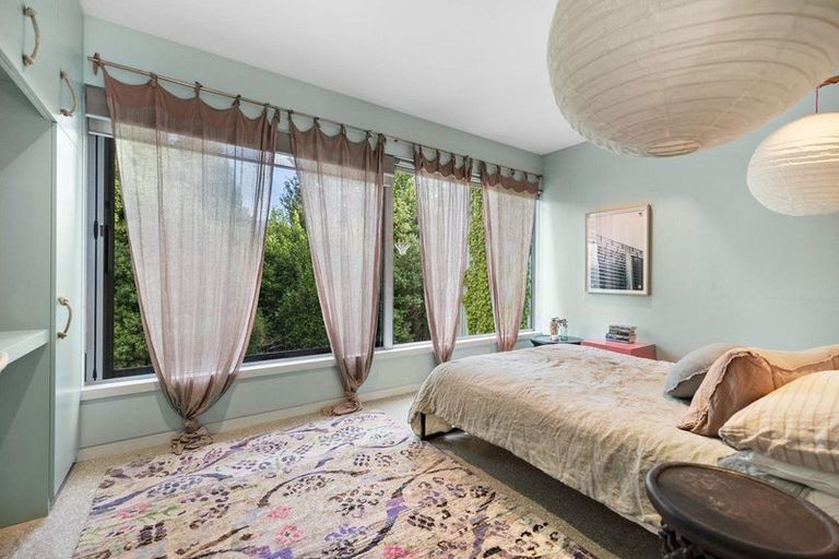 Photo of property in 4 Fishermans Lane, Mount Creighton, Queenstown, 9371