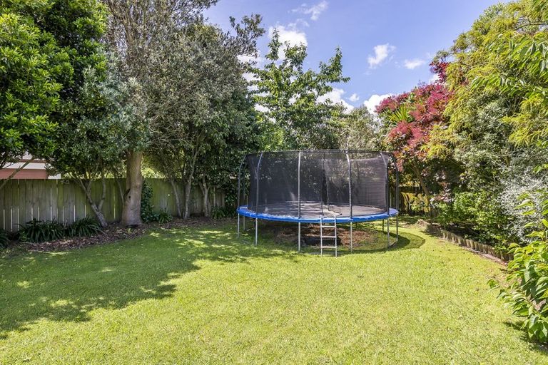 Photo of property in 6 Realm Drive, Paraparaumu, 5032