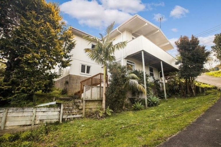 Photo of property in 1/114 Sunrise Avenue, Mairangi Bay, Auckland, 0630