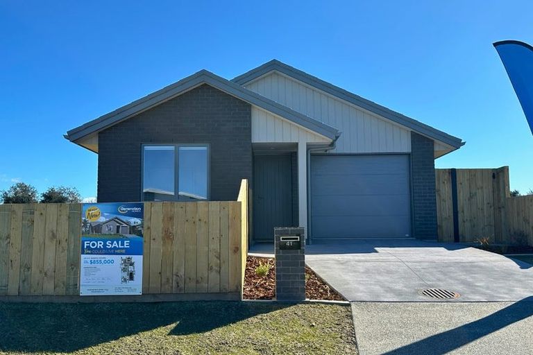 Photo of property in 41 Tamapahore Boulevard, Papamoa Beach, Papamoa, 3118