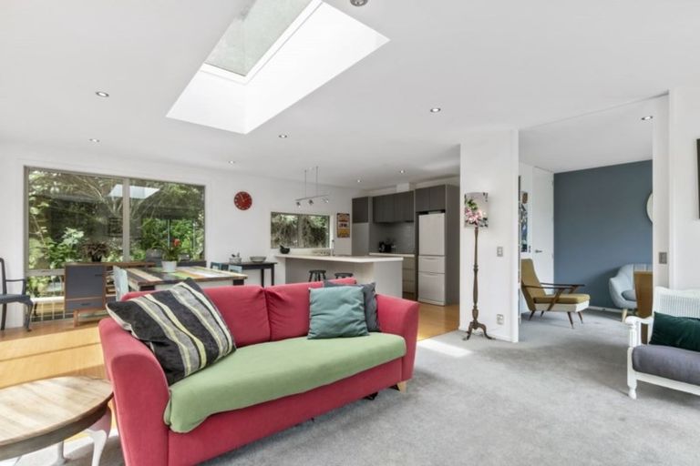 Photo of property in 10 Otonga Heights, Maungaraki, Lower Hutt, 5010