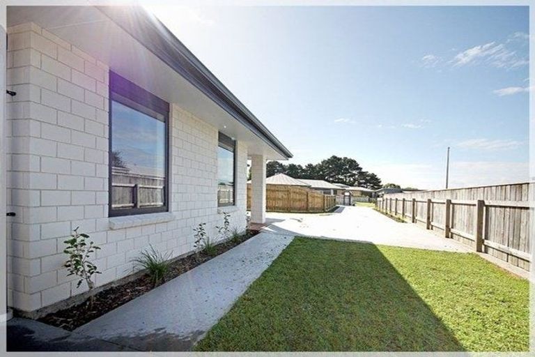 Photo of property in 14a Awahou Place, Foxton, 4814