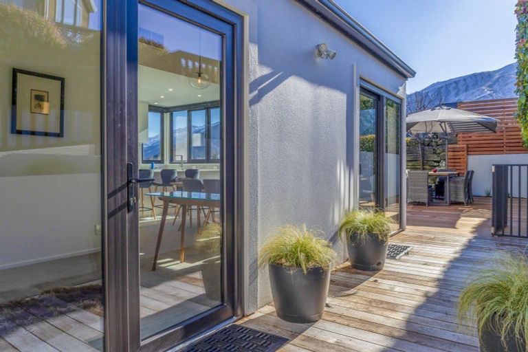 Photo of property in 21 Cotter Avenue, Arrowtown, 9302