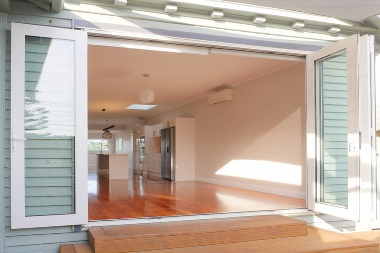 Photo of property in 49 Lonsdale Crescent, Rongotai, Wellington, 6022