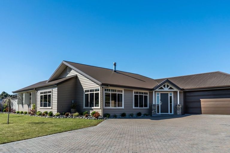 Photo of property in 51 Montgomery Crescent, Kinloch, Taupo, 3377